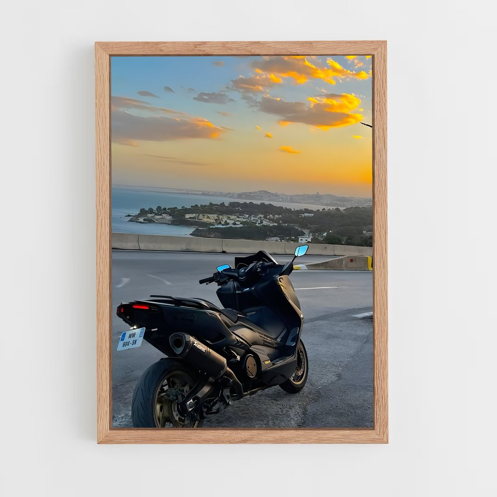 Poster Tmax captivant – affiche Yamaha (vue 4)